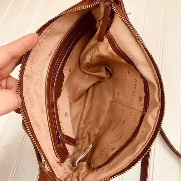 Lucky Brand Carmen Camel Tan Leather Tassel Boho Hobo Shoulder Bag - Picture 8 of 9